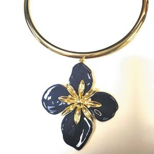 NY & CO Blue & Gold Floral Pendant Collar Necklace